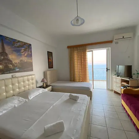 Odhisea Hotel *