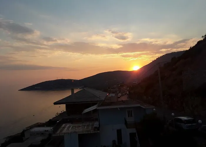 Hotel Odhisea Qeparo